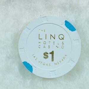 The LINQ Hotel & Casino Chip Las Vegas $1 Lucky Gift Charm Coin Card Protector